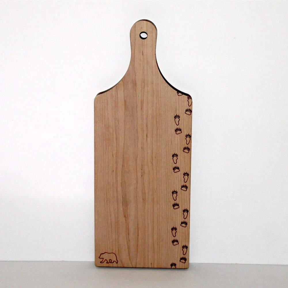 Maple Landmark Wood Cutting Board Bear Tracks 13” handle